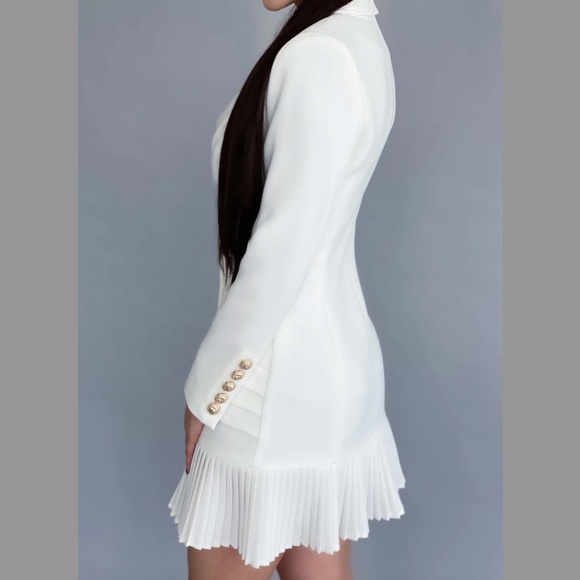 NEW! White Blazer Dress Pleated Skirt Details - Picture 4 of 7
